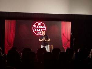 Oscar Filho em stand-up no Internacional Shopping