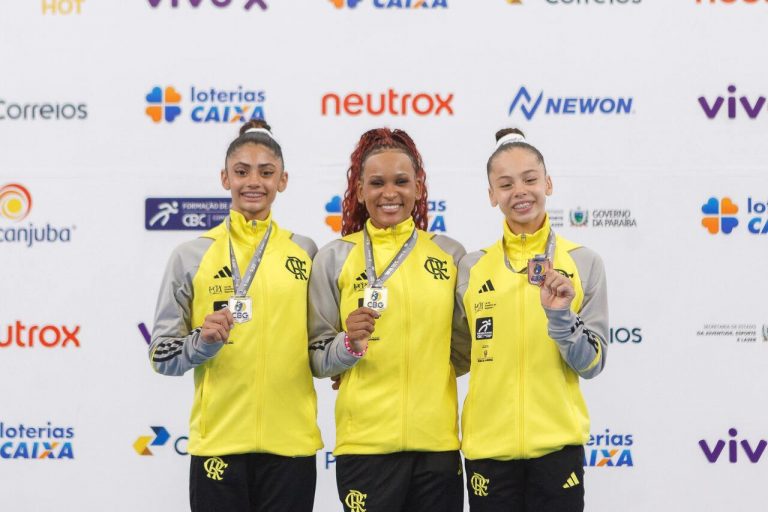Rebeca Andrade, campeã nas paralelas no Brasileiro de Ginástica
