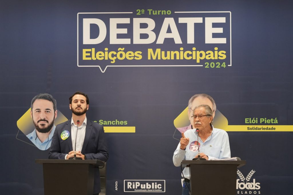 Lucas Sanches e Elói Pietá no debate da ACE-Guarulhos