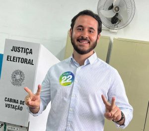 Lucas Sanches vota