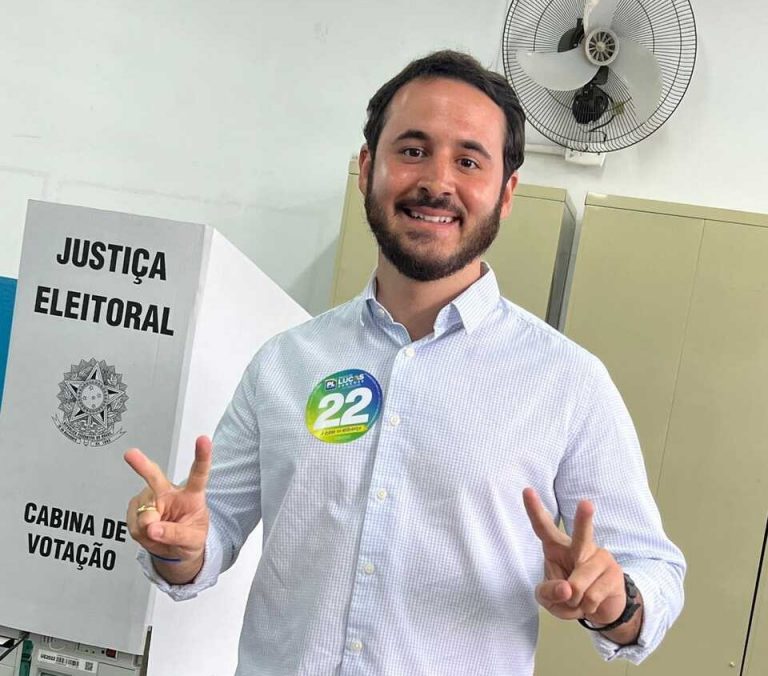 Lucas Sanches vota