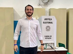 Lucas Sanches vota no segundo turno