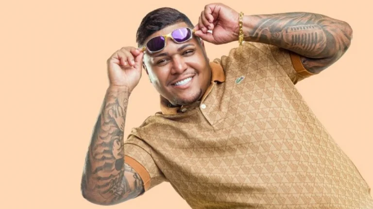 MC Robertinho, cantor