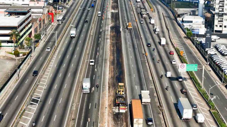 Obras na Via Dutra