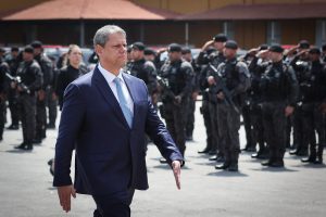 Tarcísio de Freitas em evento da Rota