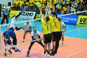 Vôlei Guarulhos x Vôlei Renata no Campeonato Paulista