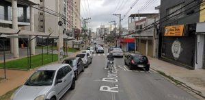Rua Dona Tecla, no Jardim Flor da Montanha