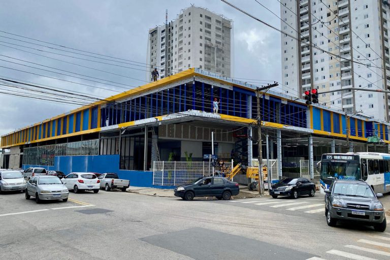 X Supermercados em obras na Vila Endres