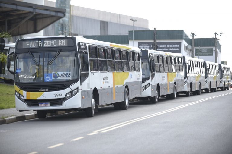 Ônibus municipais