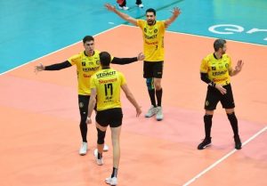 Vôlei Guarulhos vence Sesi na Superliga