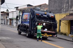 caminhão de lixo