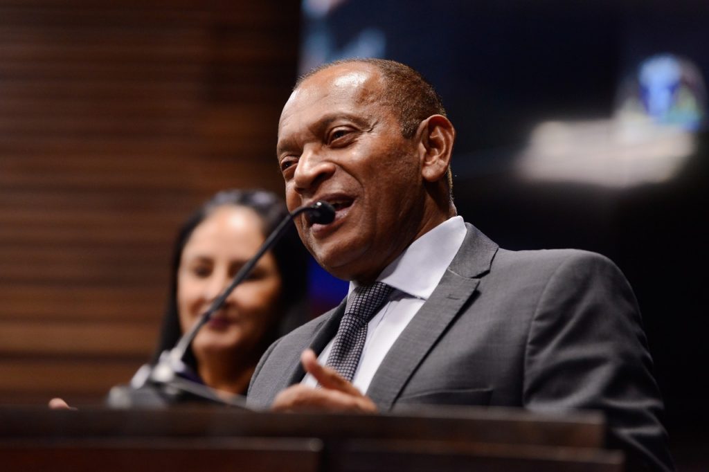 Geraldo Celestino, líder de Governo