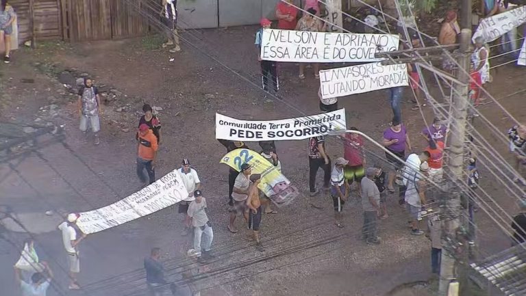 protesto-moradores-do-Terra-Prometida