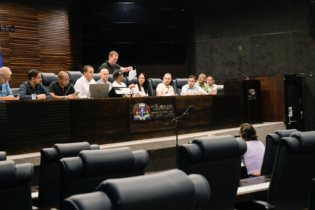 Reunião da CEI do Baquirivu na Câmara