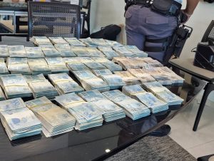 Notícias apreensão de dinheiro PF
