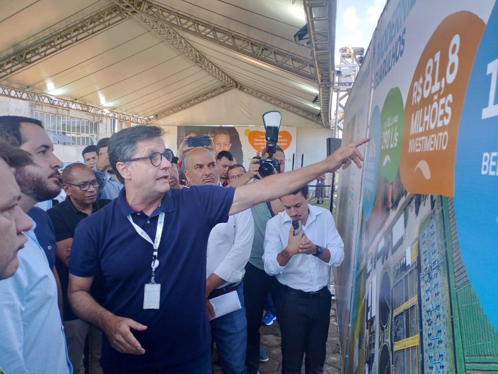 lançamento de obra da Sabesp