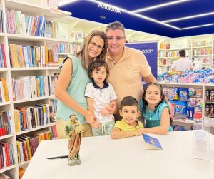Notícias lançamento livro socorrei-me São José, do jornalista Wellington Alves