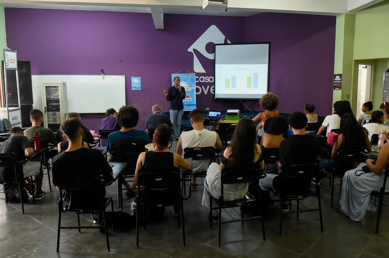 Palestra no Conselho Municipal de Juventude