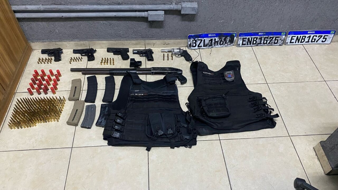 apreensão de arsenal de armas