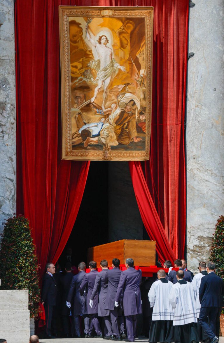 sepultamento papa Francisco