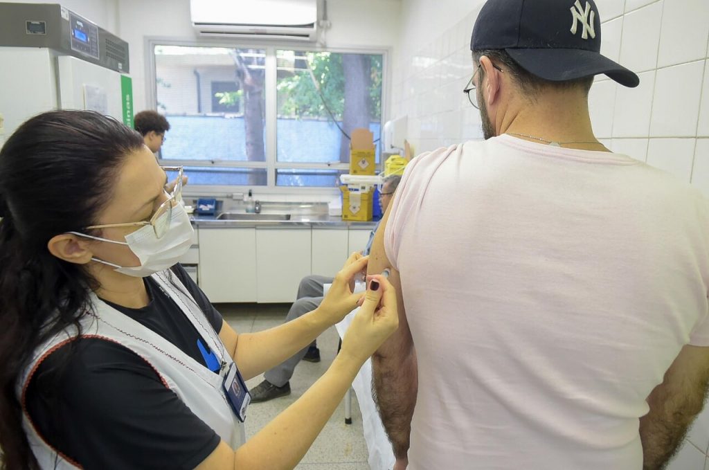 Vacinação contra a gripe é expandida para todos os cidadãos de Guarulhos a partir dos 6 meses