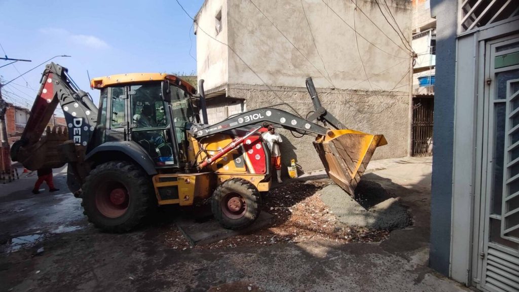 Prefeitura conclui obra na Vila Any em sistema de drenagem