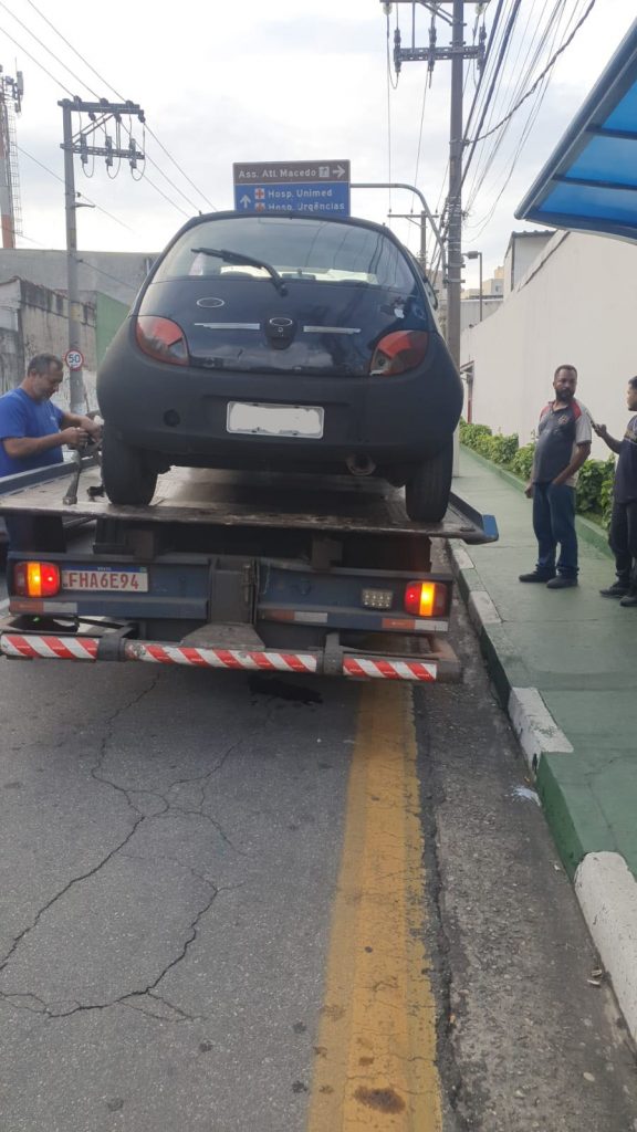 STMU apreende veículo com mais de R$ 330 mil em multas