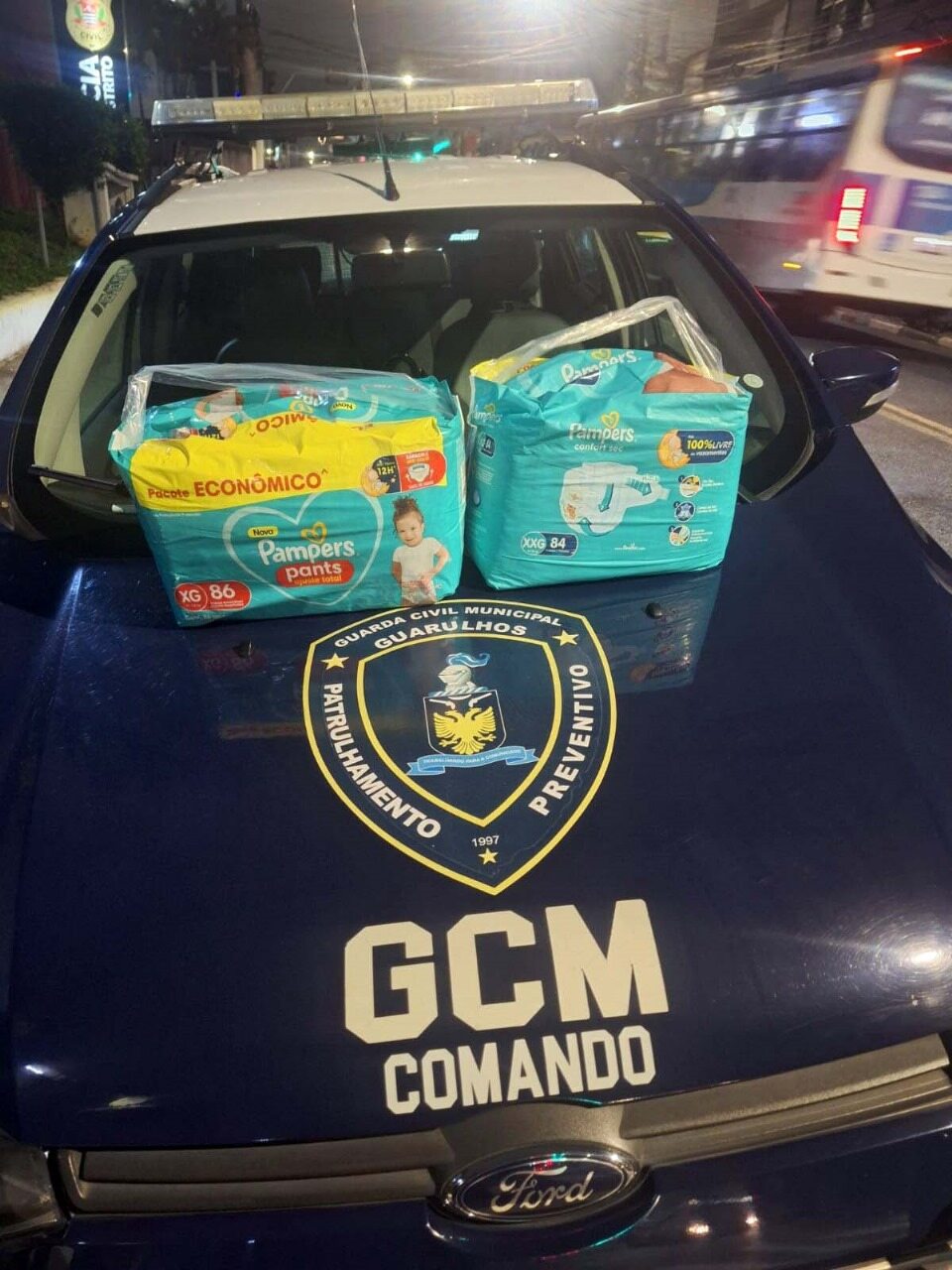Viatura da GCM - Furto a farmácia