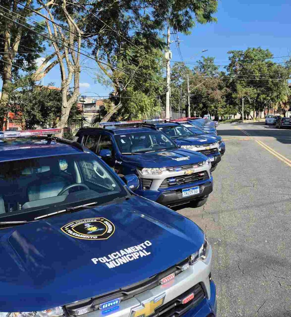 viaturas do Policiamento Municipal de Guarulhos