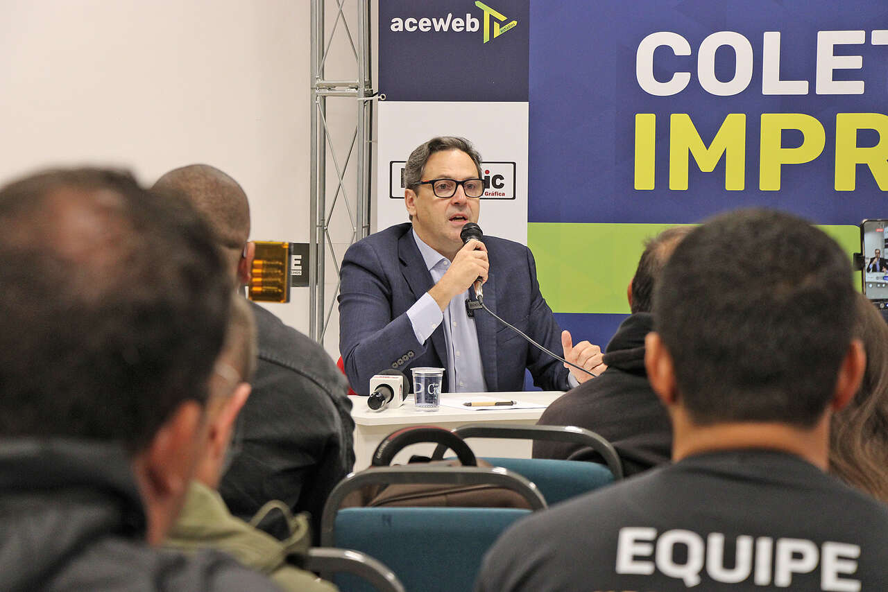 Luiz Philippe de Orléans e Bragança, deputado federal, na ACE-Guarulhos