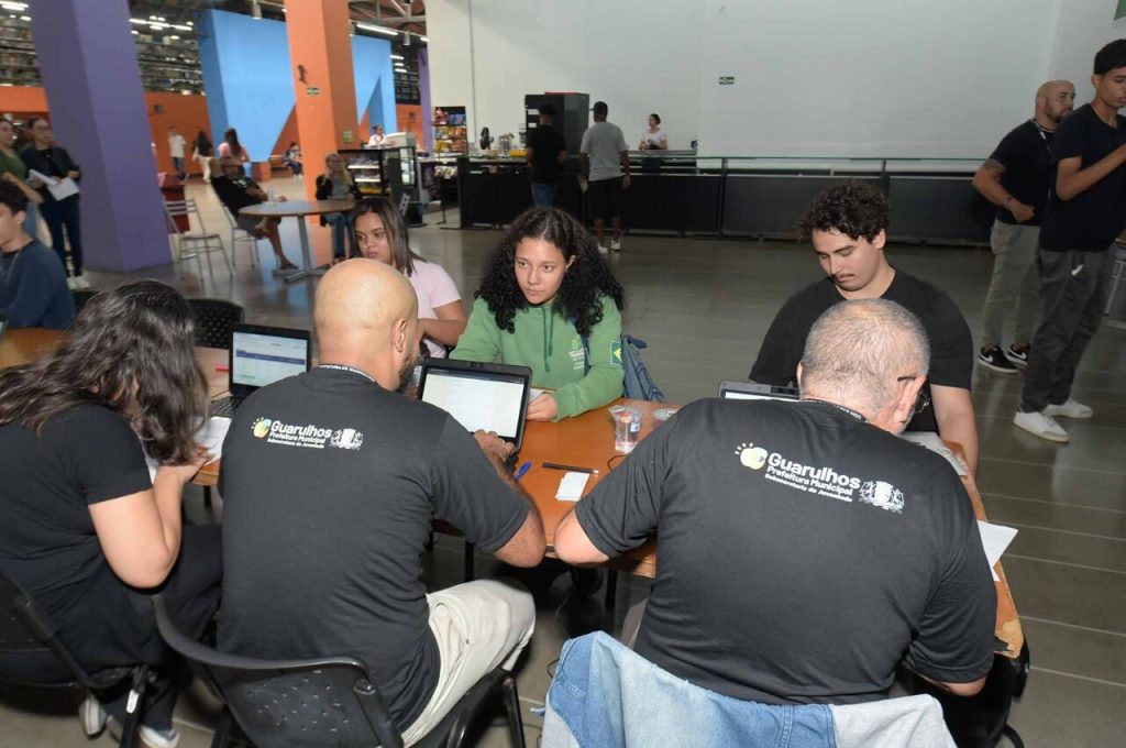 Oferta de mais de 500 vagas de estágios remunerados para jovens será realizada
