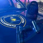 Três adolescentes são detidos com simulacros de armas na Vila Galvão
