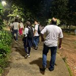 trilha noturna no Bosque Maia