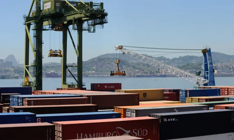 Exportações em Porto do Rio