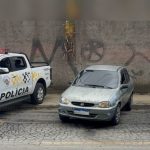 Carro apreendido pelo Policiamento de Trânsito