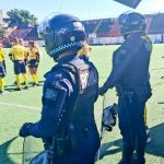 Guardas da GCM em campo de futebol