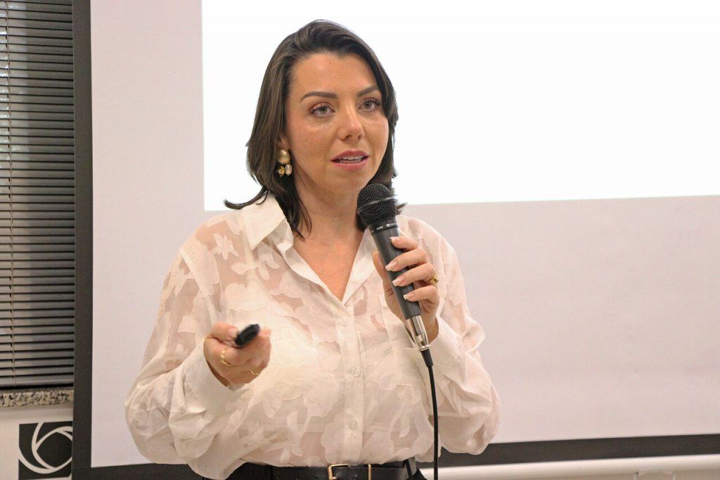 ConectaCom ACE - Coordenadora Gabrielle