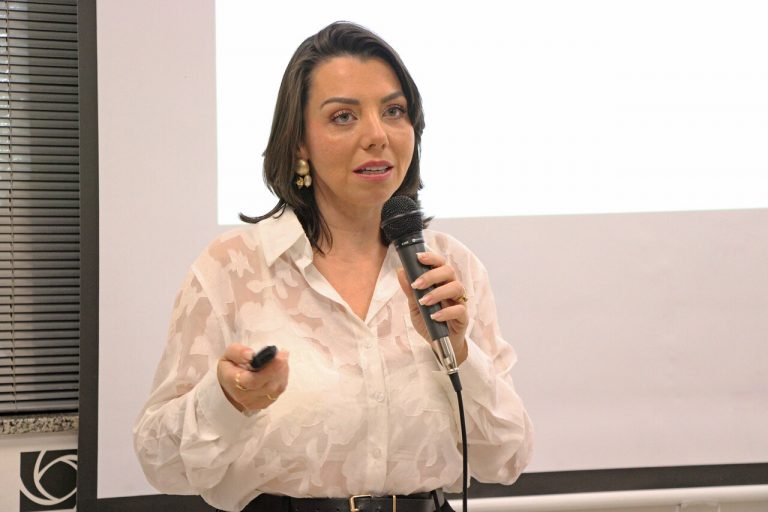 ConectaCom ACE - Coordenadora Gabrielle