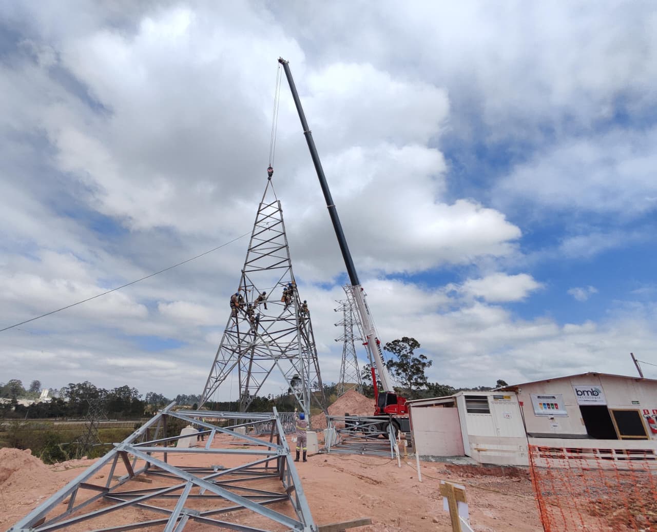 Construção de complexo de infraestrutura energética em Guarulhos