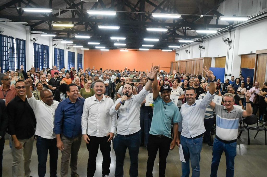 Entrega de títulos Lucas Sanches