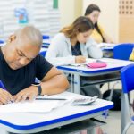 Escola com modelo flexível - estudantes