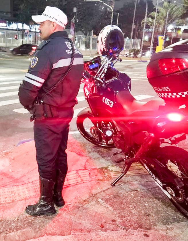 GCM de Guarulhos prende motorista sem habilitação por direção perigosa.jpeg
