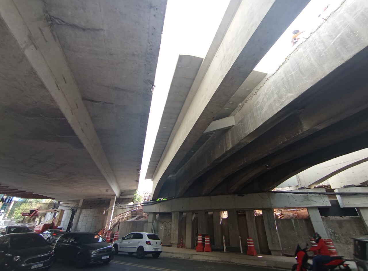 Obra da CCR RioSP em Guarulhos