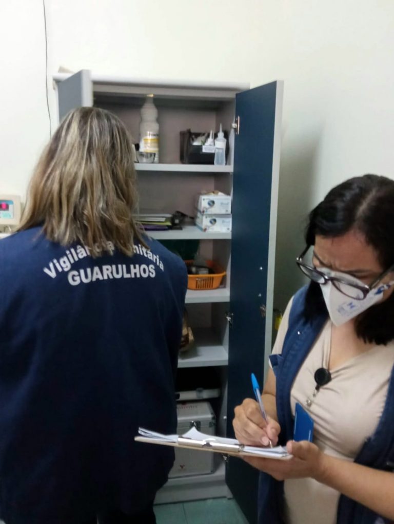Agentes da Vigilância Sanitária em Guarulhos