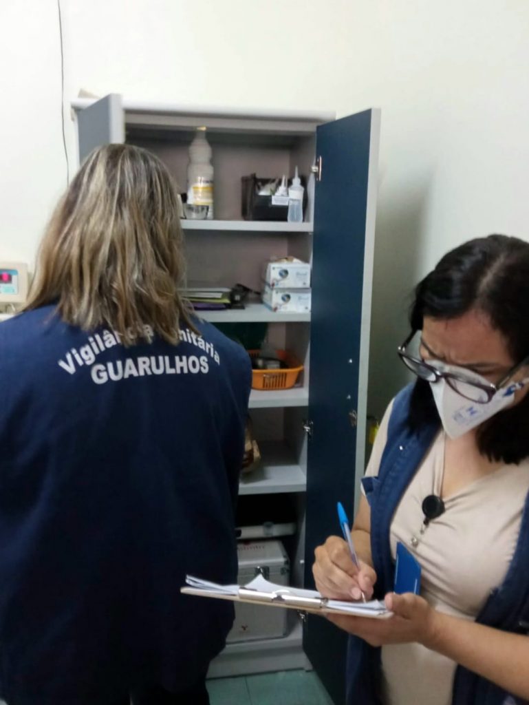 Agentes da Vigilância Sanitária em Guarulhos