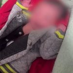 Bebê recém-nascida resgatada em mochila_Easy-Resize.com