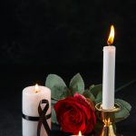 Comércio de flores e velas finados