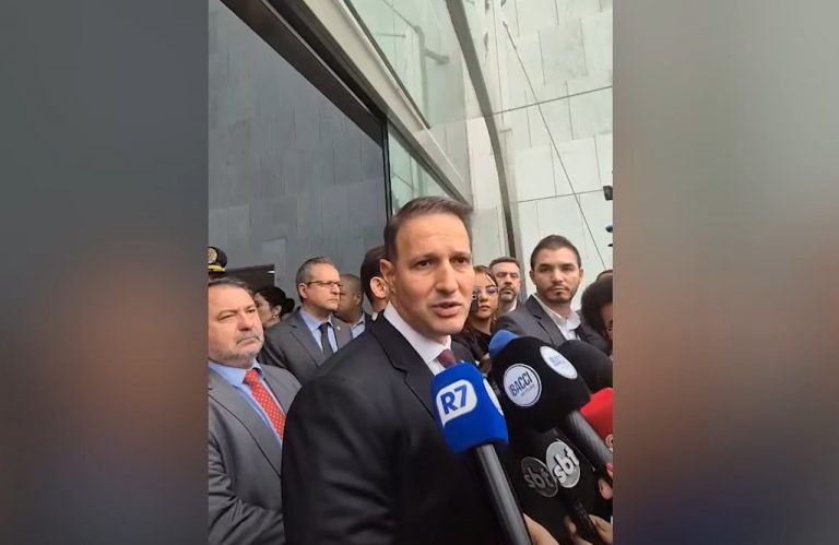 Derrite sobre identificação do ex delegado executado