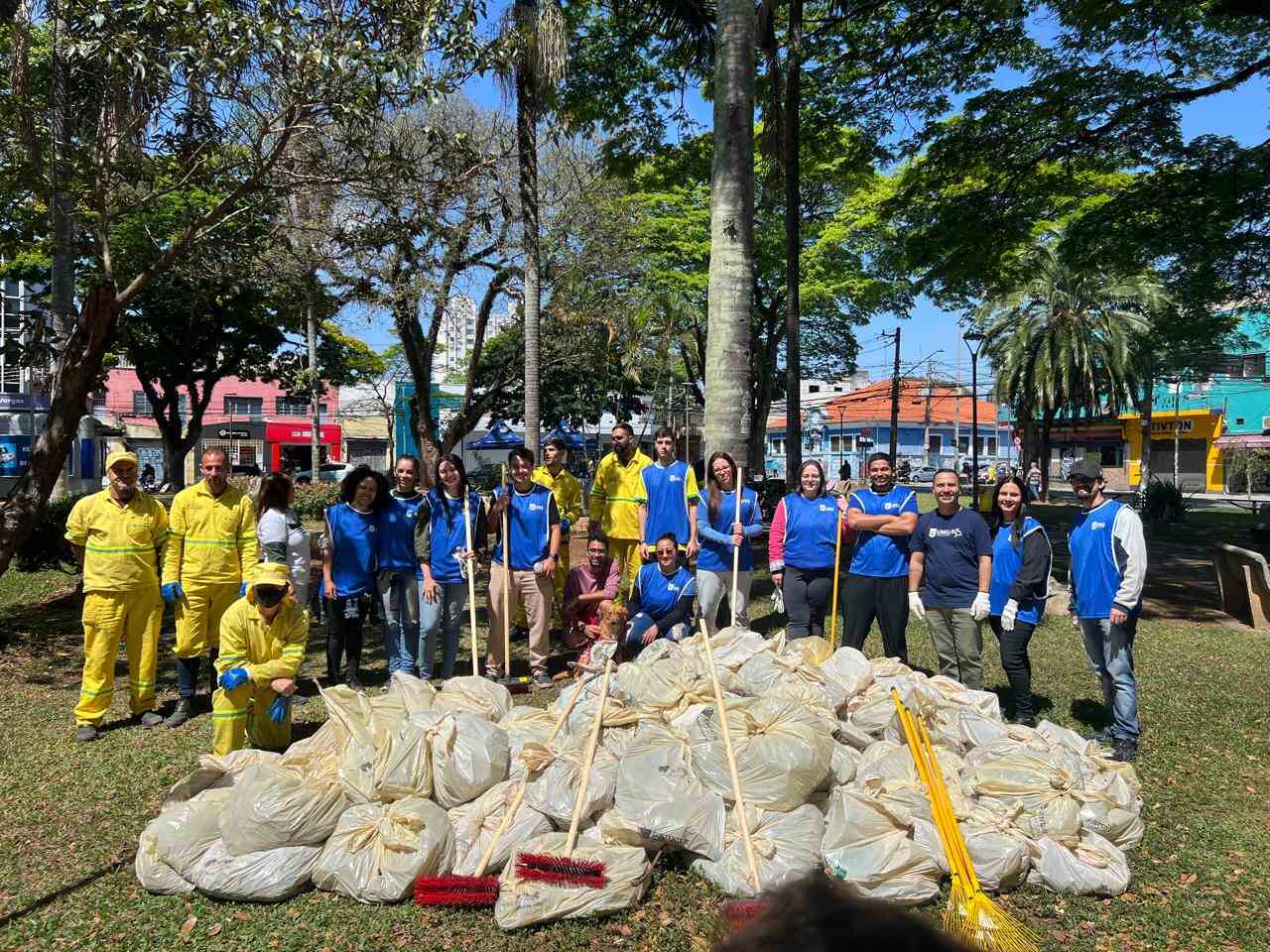 UNG promove revitalização da praça Getúlio Vargas