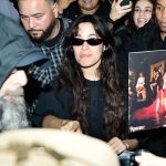 camila-cabello-chega-em-sp-para-o-the-town-e-e-cercada-de-fas_Easy-Resize.com